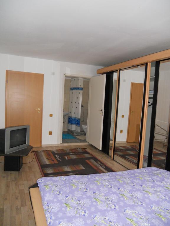 Cuibul Salamandrelor Hotell Sarmizegetusa Exteriör bild